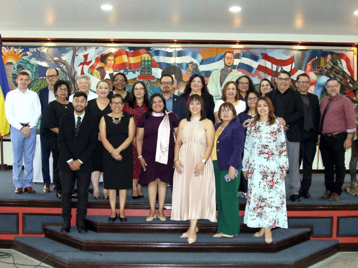 Semana del Idioma 2025: Las imágenes del acto inaugural en la UPNFM