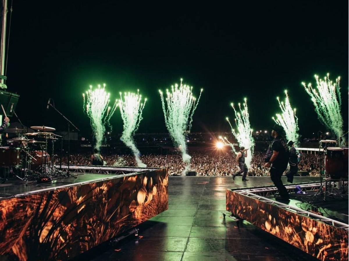 De Un x100to a No se va: el setlist oficial del concierto de Grupo Frontera