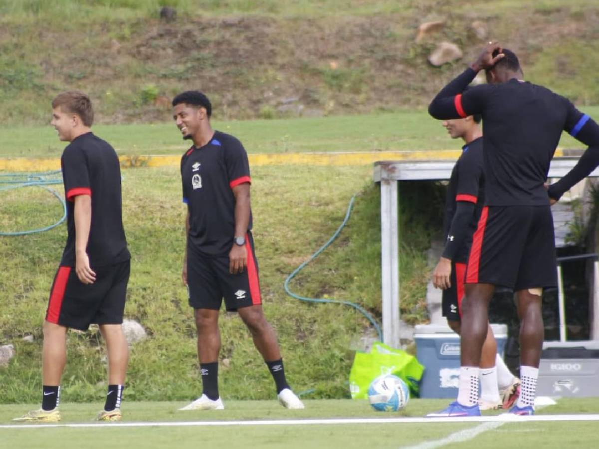 Espinel sorprende, reemplazo de Menjívar y el nuevo fichaje del Olimpia captado en pleno entreno