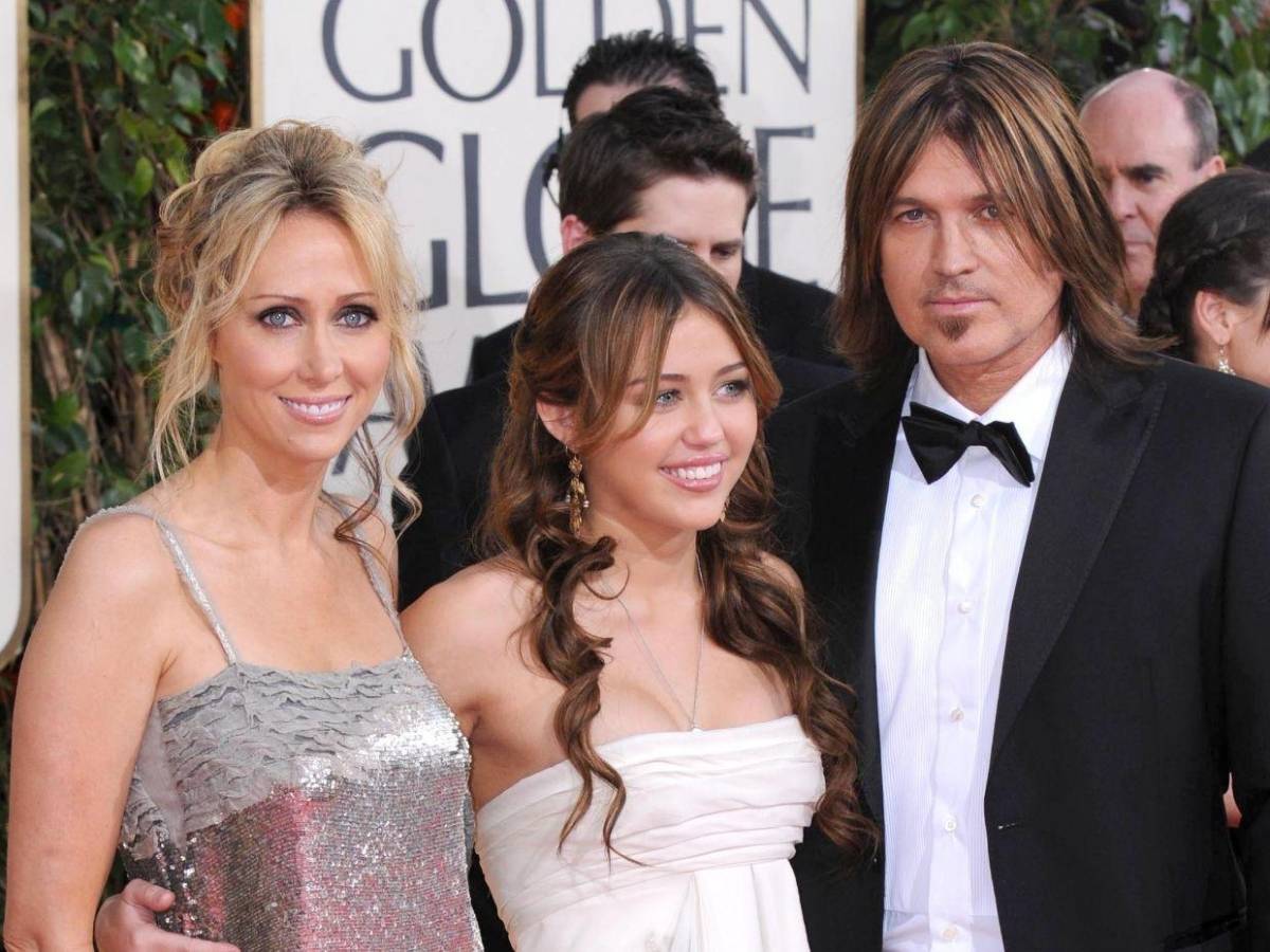 Billy Ray Cyrus gana demanda contra mujer que alegó ser la mamá biológica de Miley Cyrus