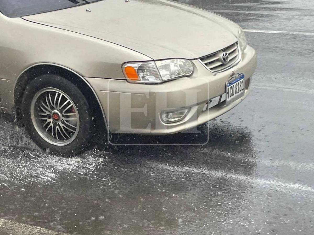 Inicio de semana fresco: Llueve sobre la capital este lunes