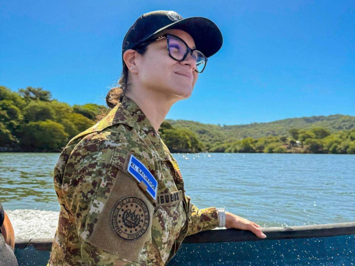 ¿Quién es Karla Trigueros, ministra de Educación salvadoreña que denunció trabas en Honduras?