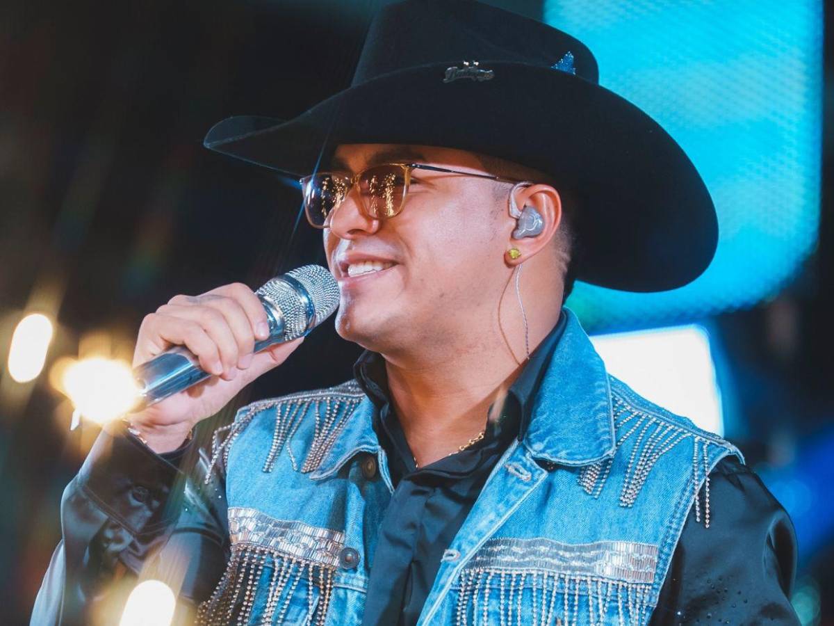 ¿Quién era Yeison Jiménez, cantante colombiano que soñó que moriría en un accidente de avión?