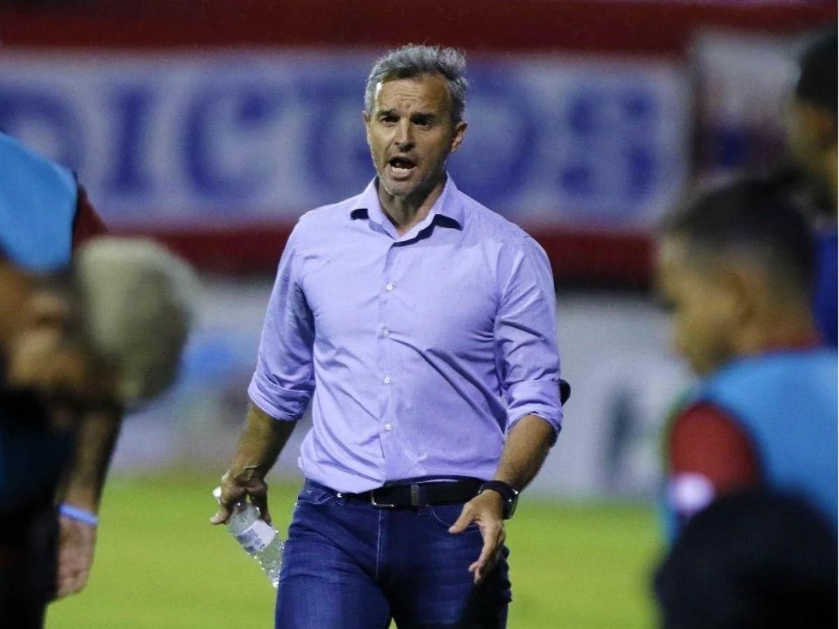 Fichajes: Jugadores de Olimpia que pidió Troglio, bajas en Motagua y nuevo legionario