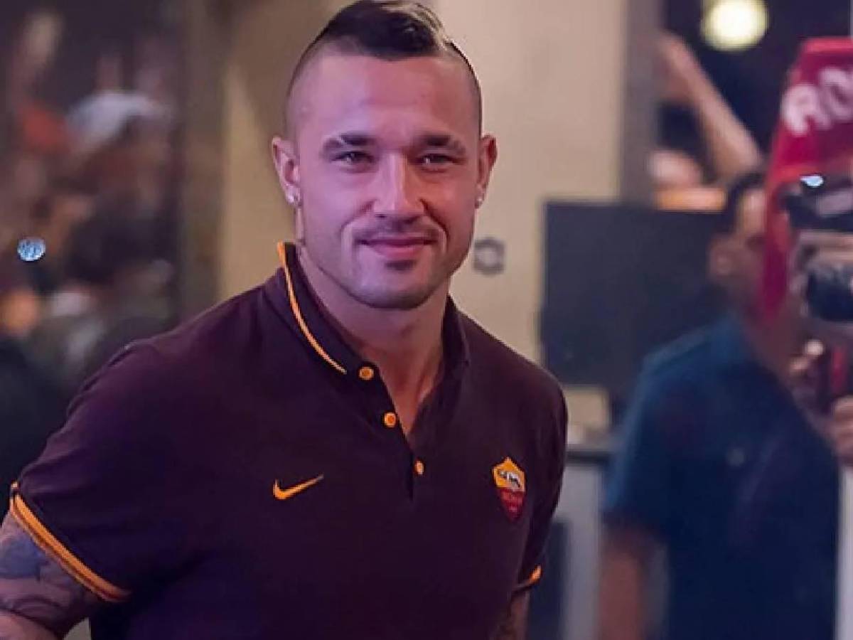 Futbolista es detenido para investigación por el delito de tráfico de drogas