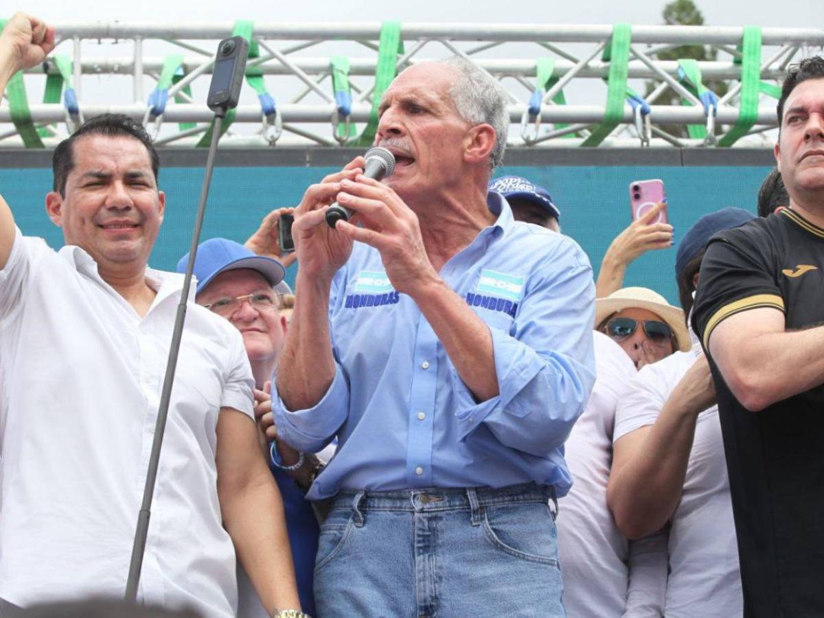 ¿Por qué Nasry Asfura asumirá la presidencia en el Congreso y no en el Estadio Nacional?