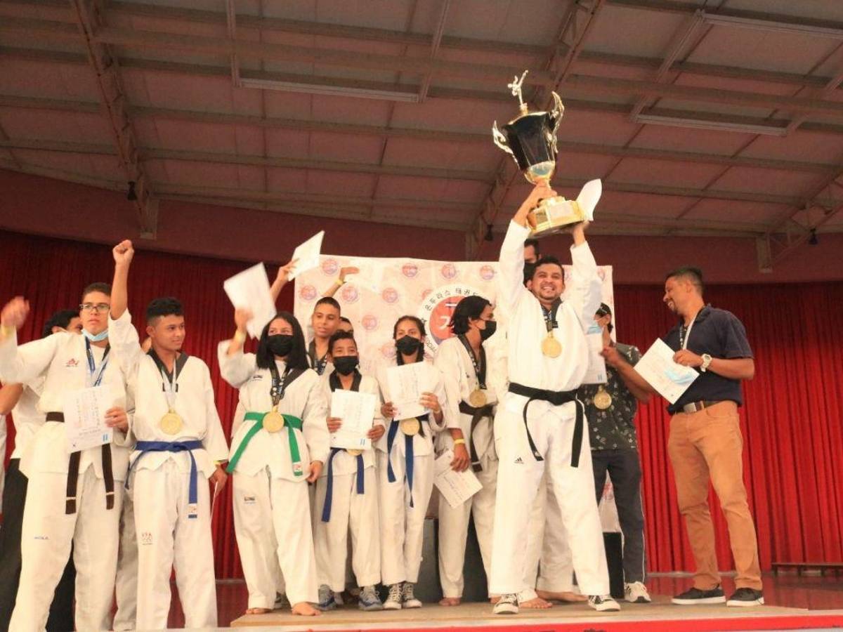 Clan Shinoby se corona campeón de la primera liga de Taekwondo en Honduras