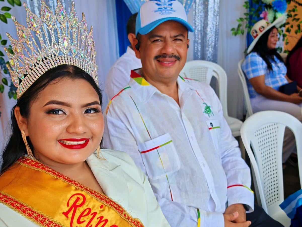 ​​​​​Niños y jóvenes llenan de color y tradición las fiestas patrias en Marcovia, Choluteca