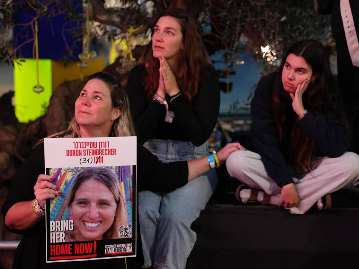 Dramático reencuentro entre rehenes liberadas por Hamás y sus familias