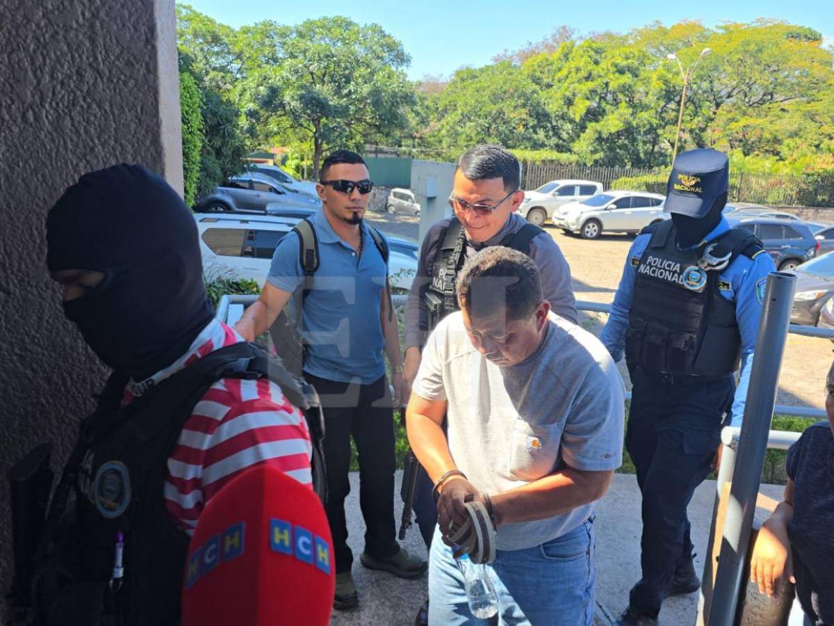 Reclutaban empleados de Casa Presidencial y del IP: así operaba red en caso “Helios”