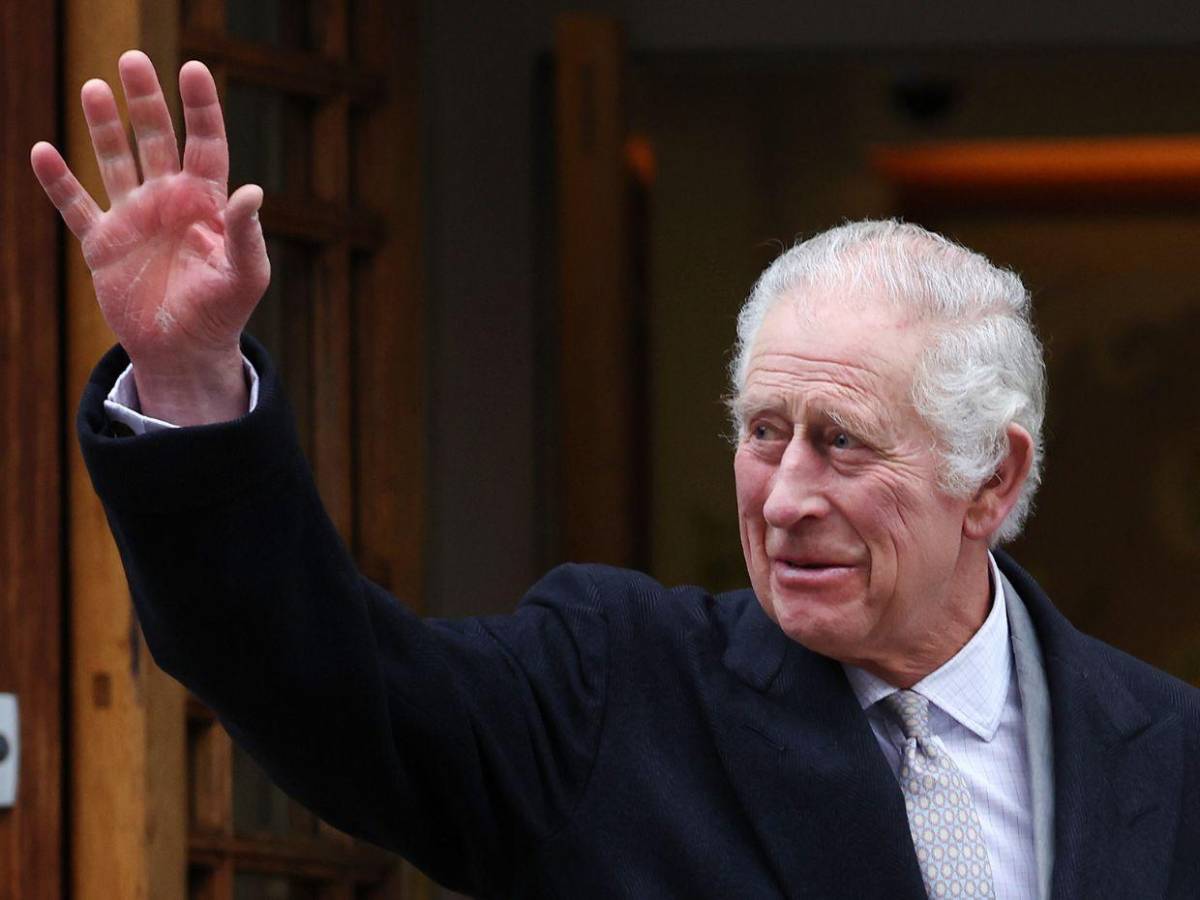 El rey Carlos III revela nuevos detalles de su tratamiento contra el cáncer