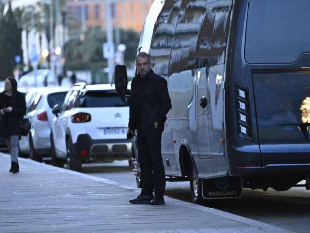 Llenos de dolor: Así fue la llegada de los jugadores del Barcelona al velorio de Carles Miñarro