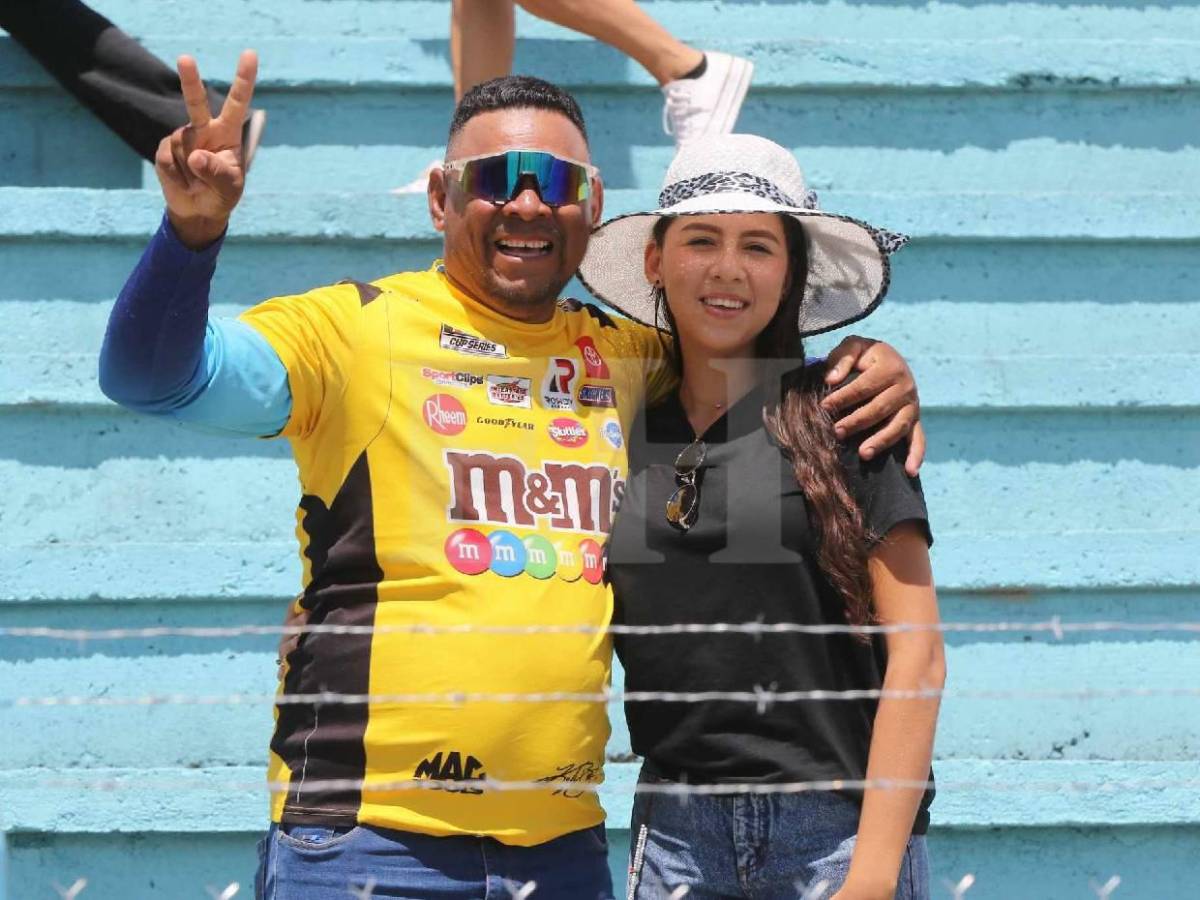 Linda chica sorprende, lo que hizo el Ministro de Seguridad e histórica llegada de Motagua a La Paz