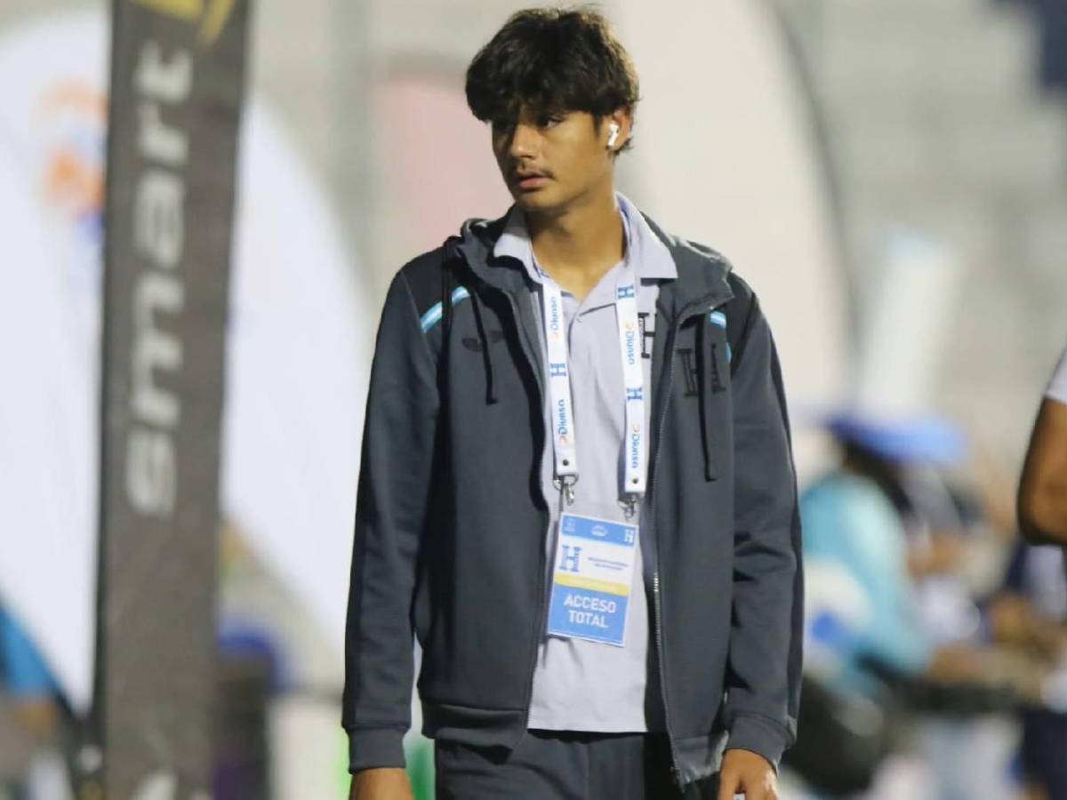 Madre de futbolista explota contra técnico de la Selección de Honduras por no meterlo a jugar