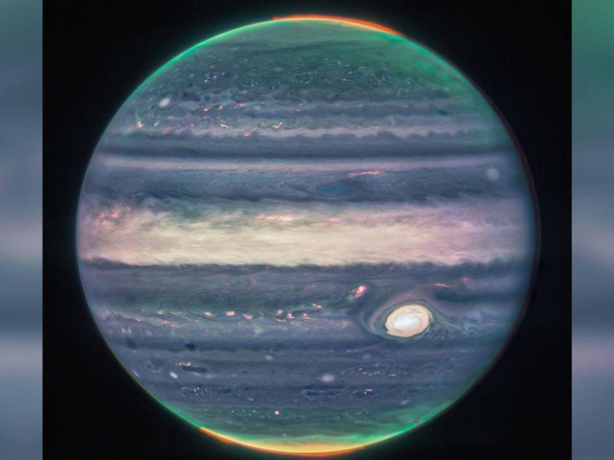 Las imágenes de Júpiter captadas por el telescopio Webb son tan buenas que ni los científicos se lo esperaban