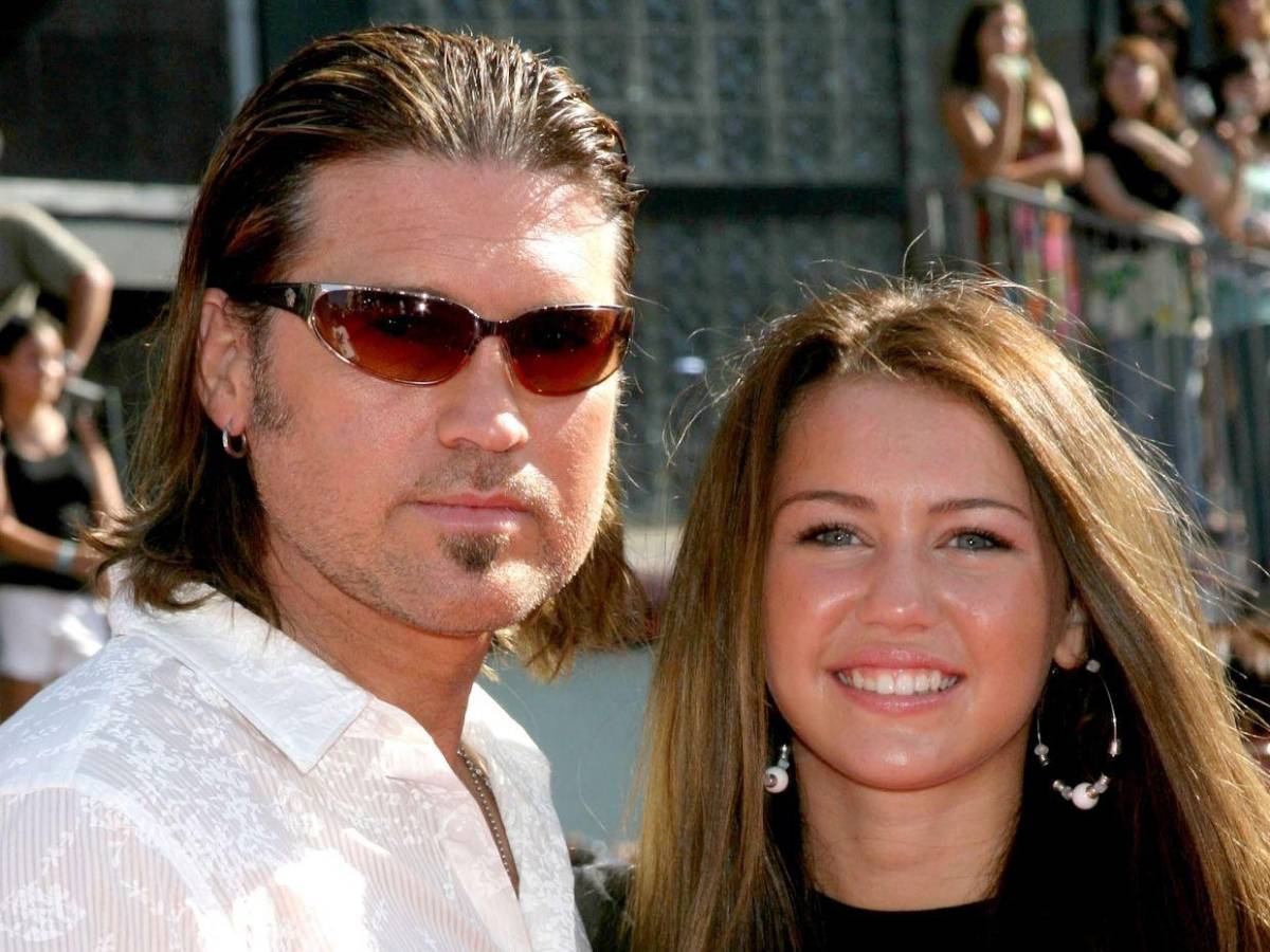 Billy Ray Cyrus gana demanda contra mujer que alegó ser la mamá biológica de Miley Cyrus