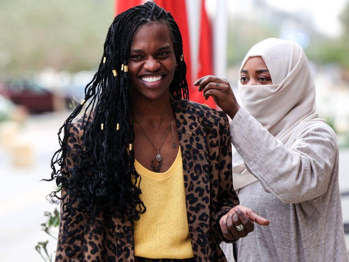 En Arabia Saudí, el joven maniquí que rompe los tabúes de género