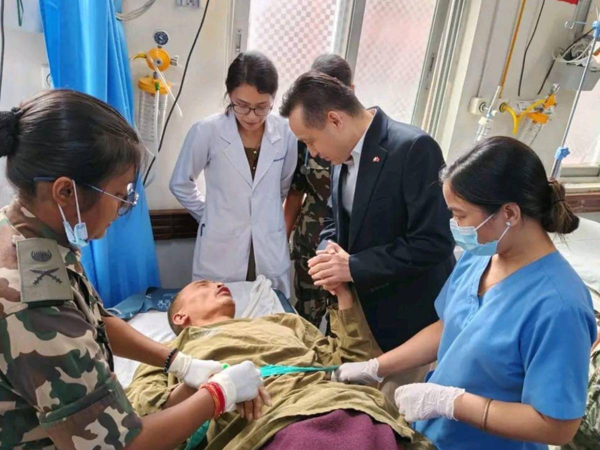 En cuanto veía la luz, gritaba: el relato de un chino que estuvo atrapado 11 días en un túnel de Nepal