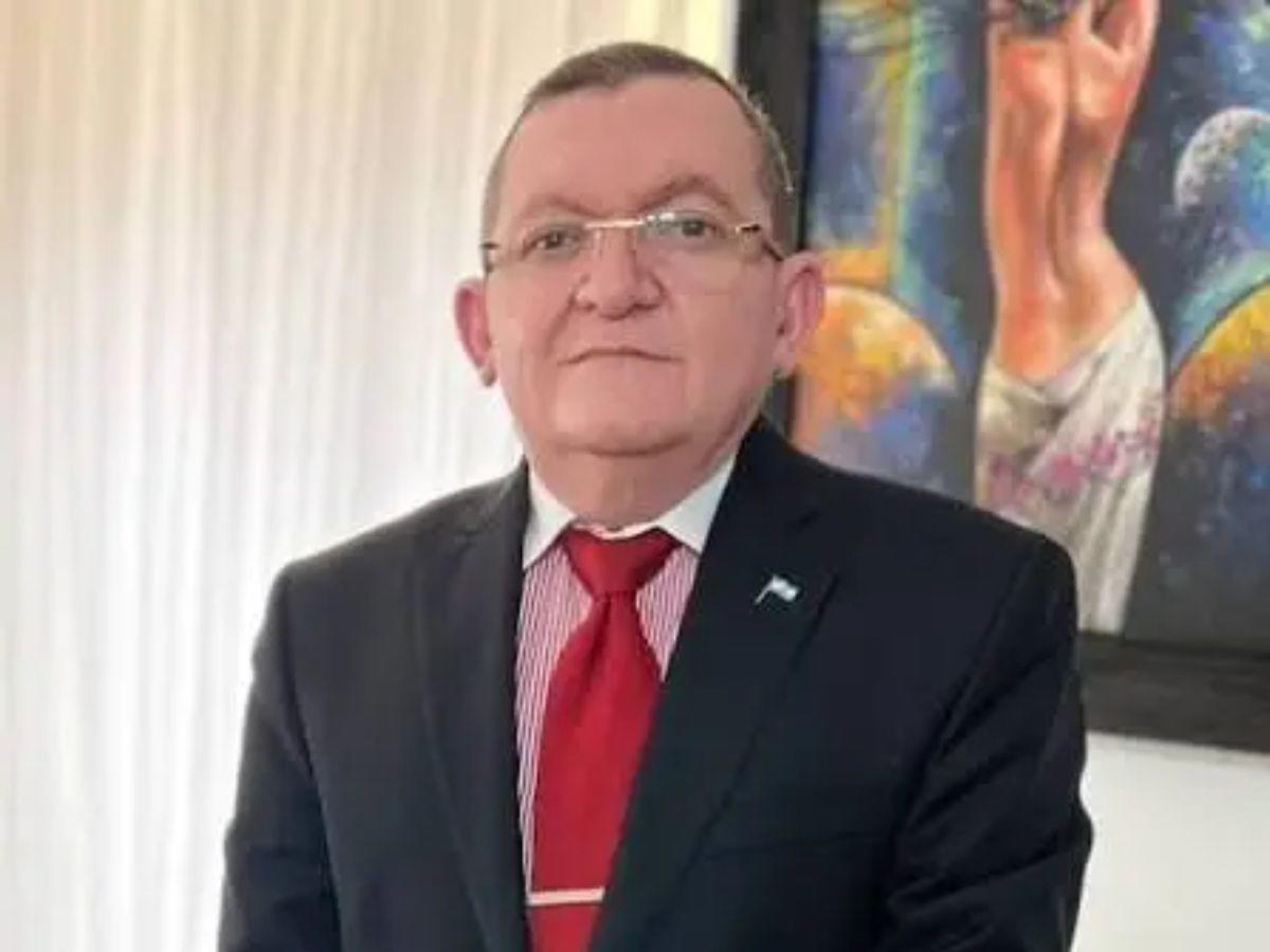 ¿Por qué Asfura decidió administrar directamente la Sesal?