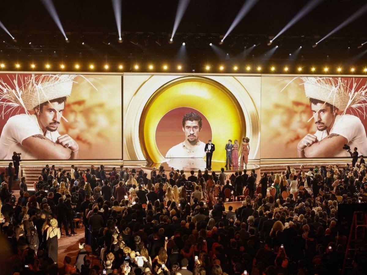 El negocio millonario detrás del espectáculo de Bad Bunny en el Super Bowl