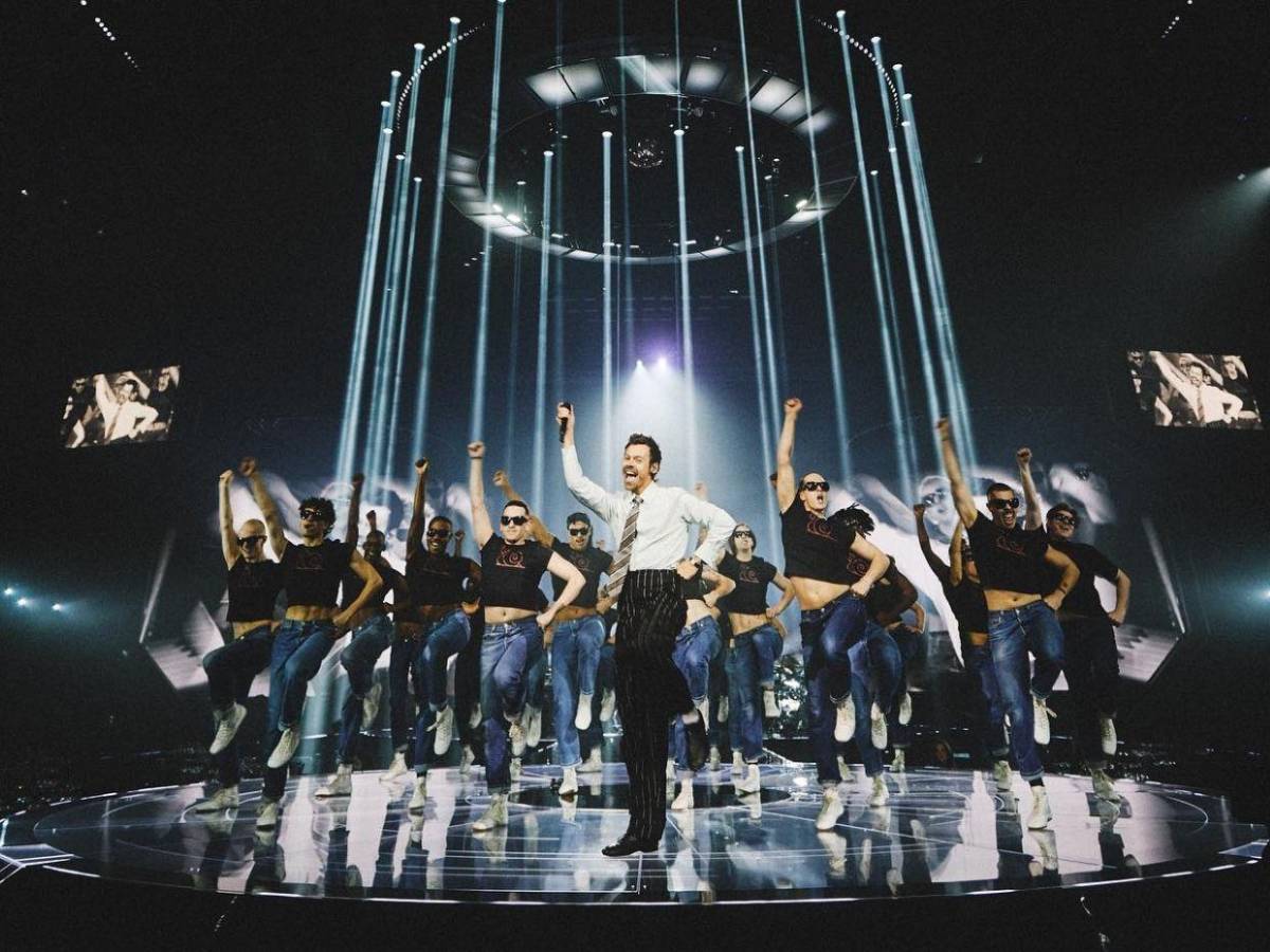 Harry Styles supera a Coldplay y entra en la historia de Wembley