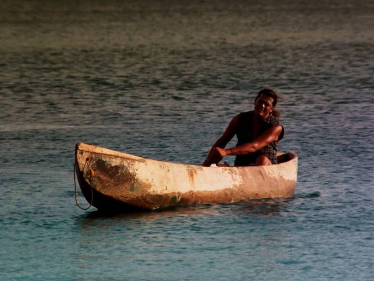 Carlos Vives celebra 30 años de La tierra del olvido con versión remasterizada