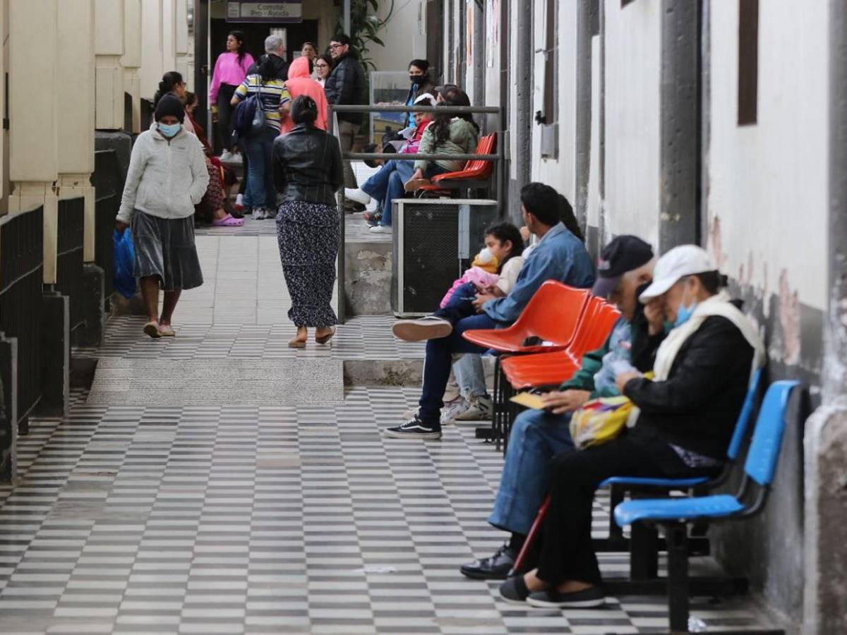 Pacientes denuncian asaltos en los alrededores del Hospital San Felipe Pacientes denuncian asaltos en los alrededores del Hospital San Felipe