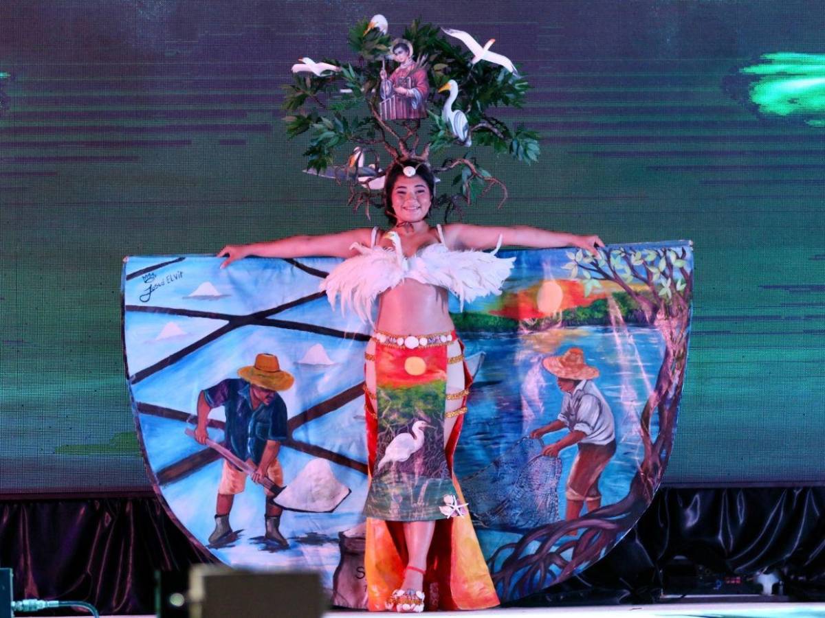 Elección de la Reina Ferisan 2026 en imágenes: Los mejores momentos de la gala