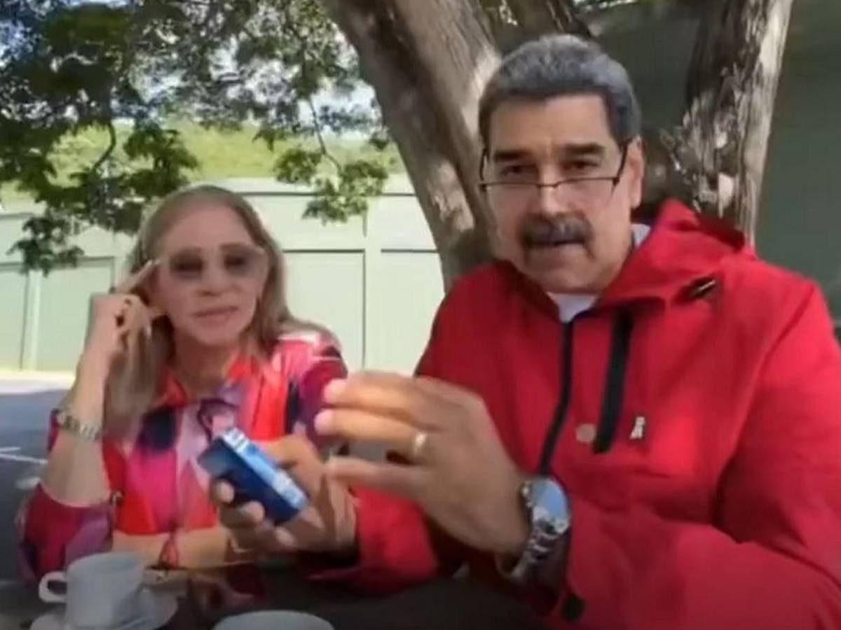 ¿Cuánto vale el lujoso reloj que Nicolás Maduro trató de ocultar durante transmisión?