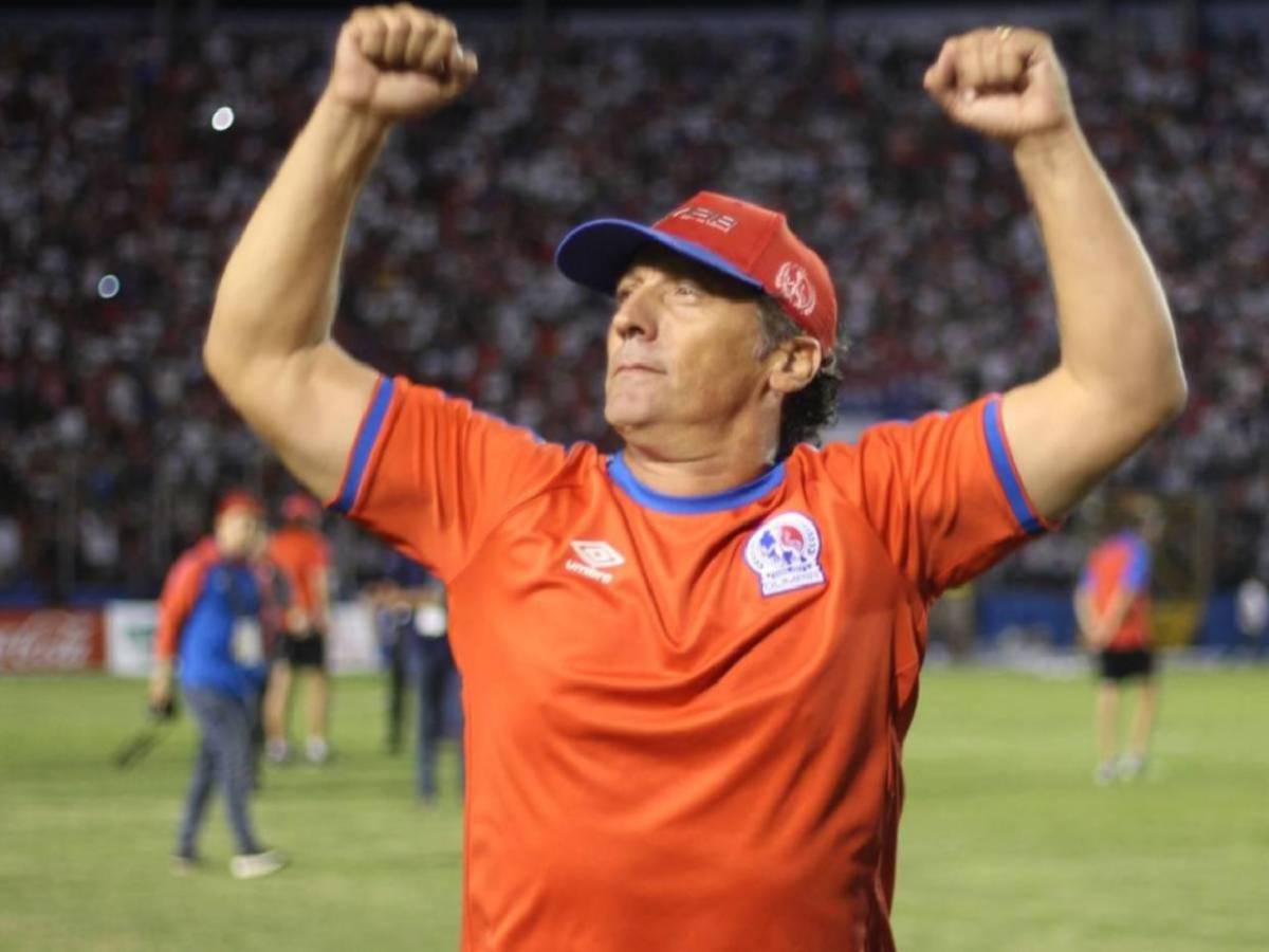 Pedro Troglio revela cábala para éxito con Olimpia: Mismo calzoncillo en todos los partidos incluido