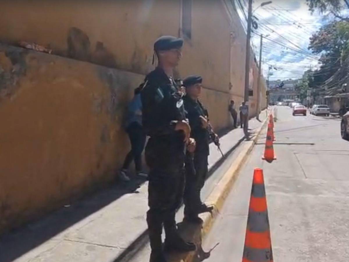 Instalaciones del CNE bajo resguardo militar y policial previo a elecciones