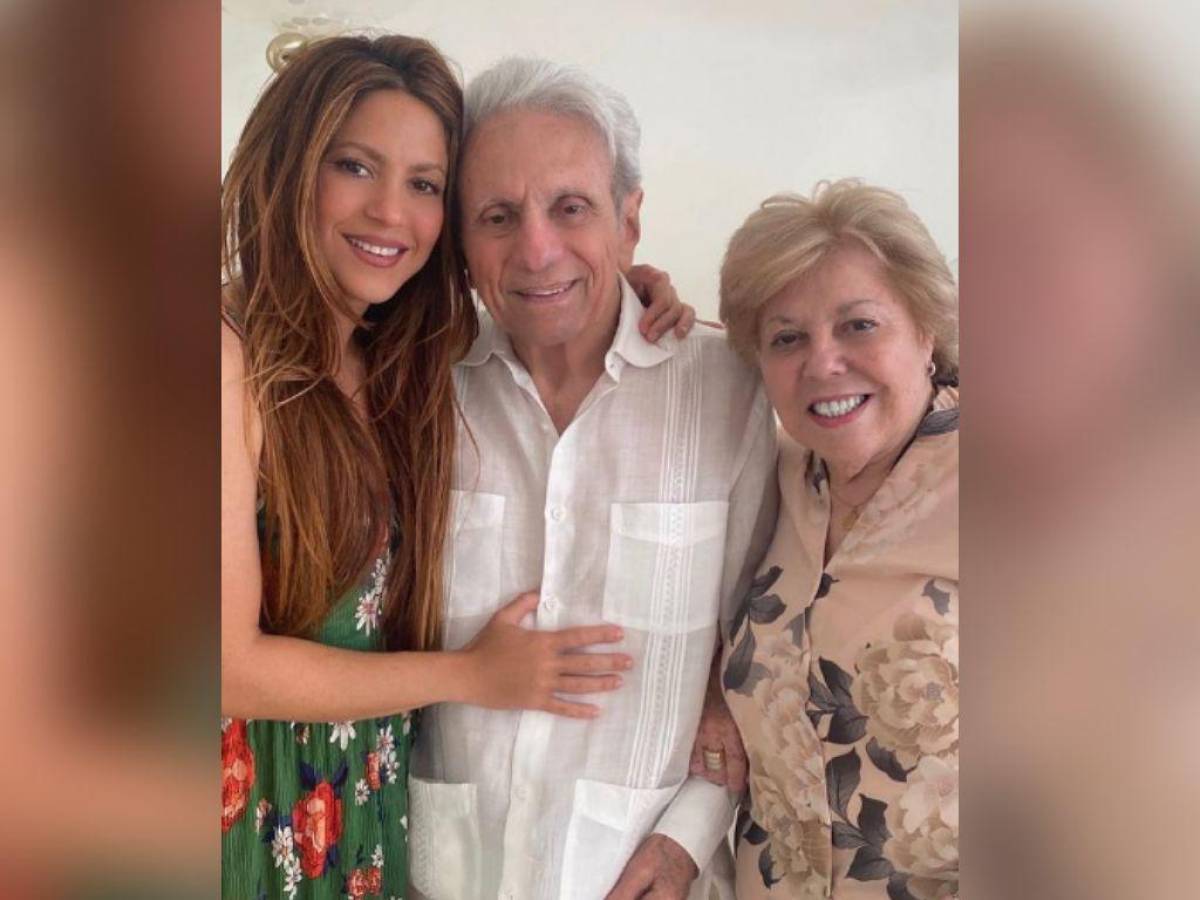 Shakira junto a sus padres, cuando la salud de William Mebarak Chadid no estaba tan afectada.