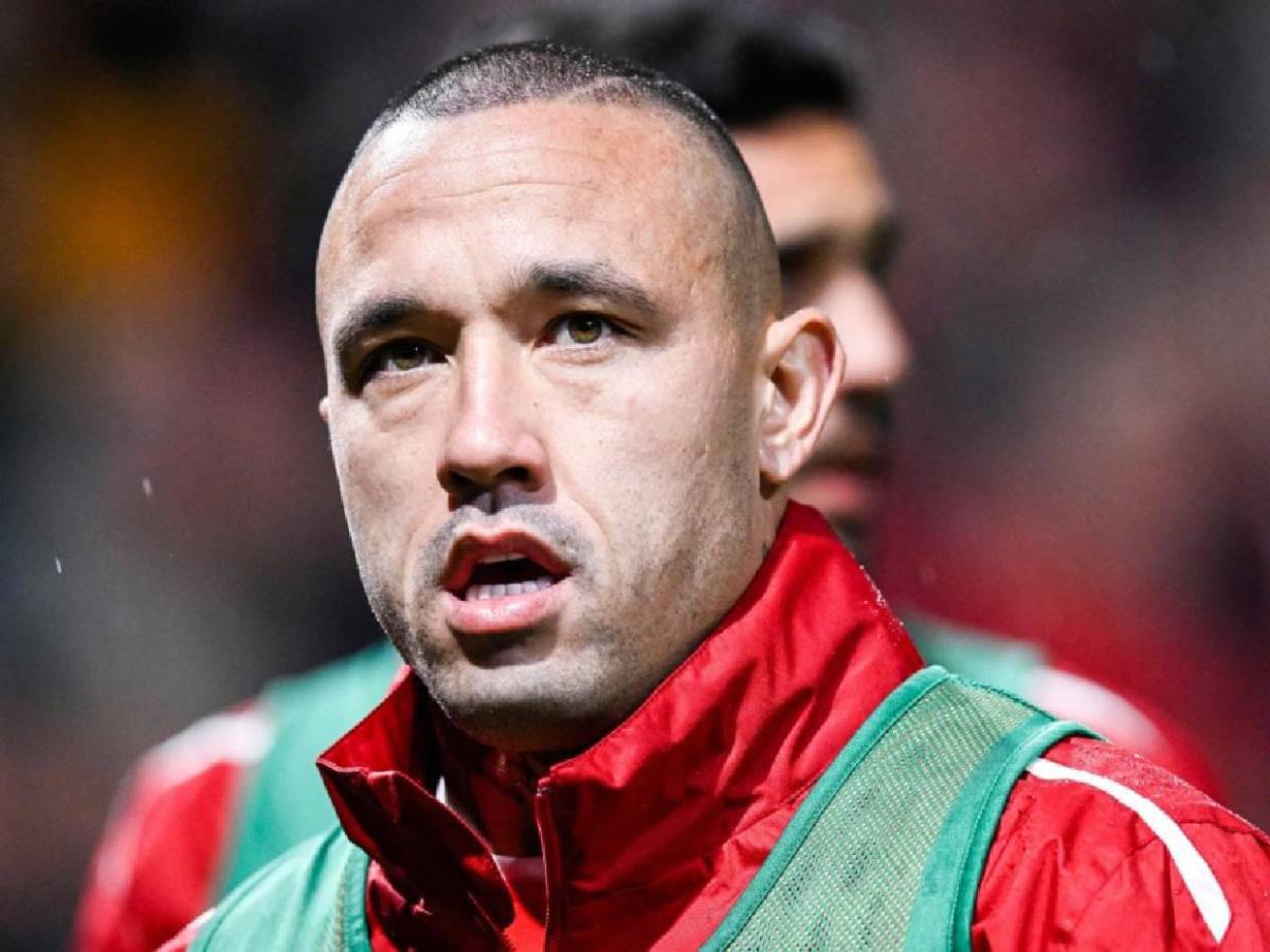 Futbolista es detenido para investigación por el delito de tráfico de drogas