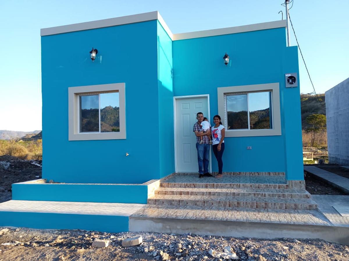 ¿Por qué se encuentra paralizado el programa de vivienda social en Honduras?