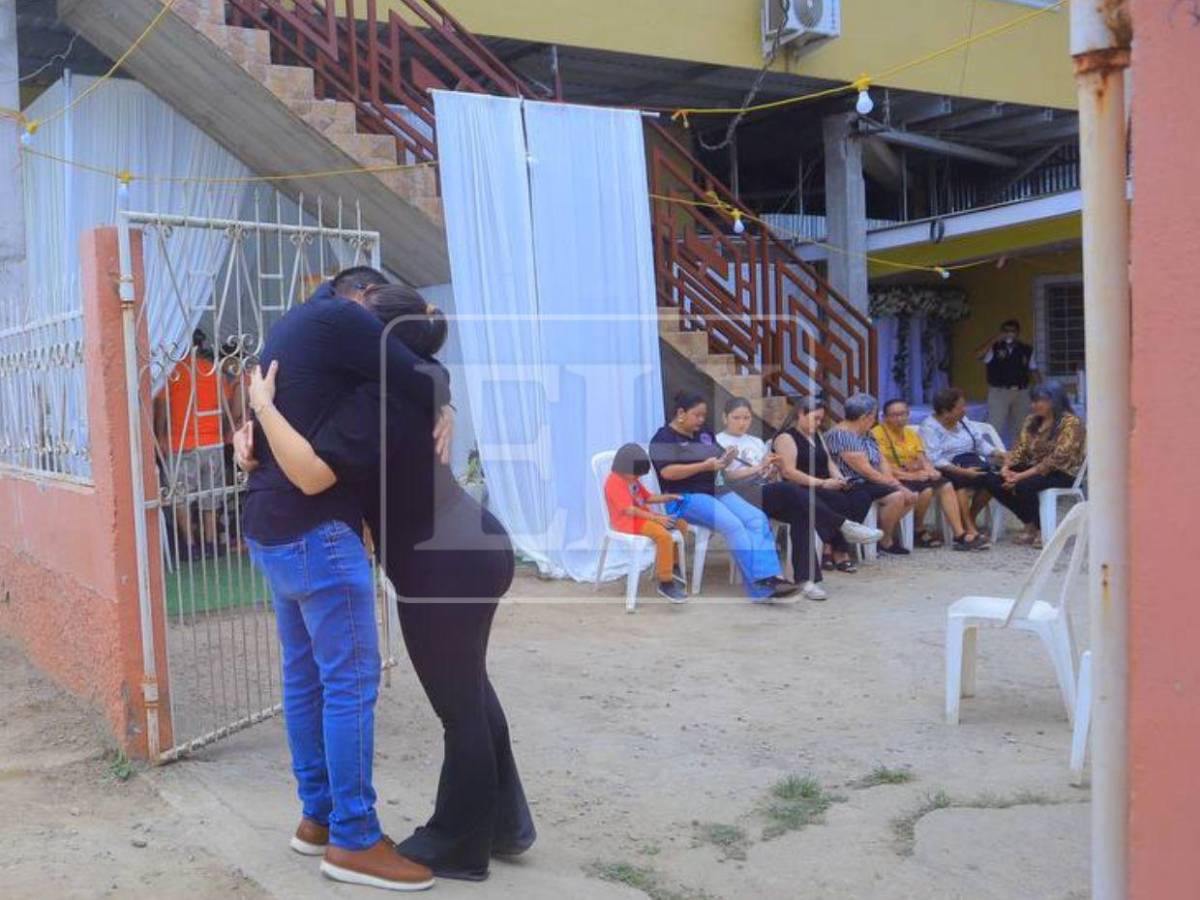 Último adiós a Hernán Martínez en Cofradía, Cortés: familia y amigos lo despiden en velorio