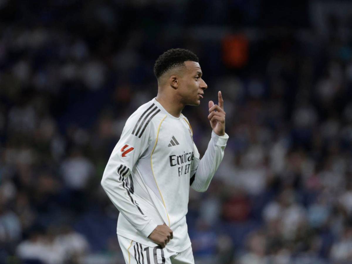 ¡No lo quieren más! Aficionados del Real Madrid recolectan firmas para sacar a Mbappé
