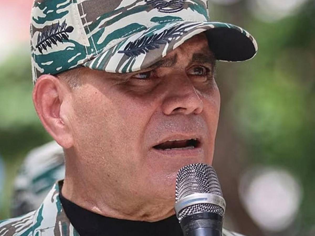 La caída de Vladimir Padrino López, militar más leal e incondicional de Nicolás Maduro
