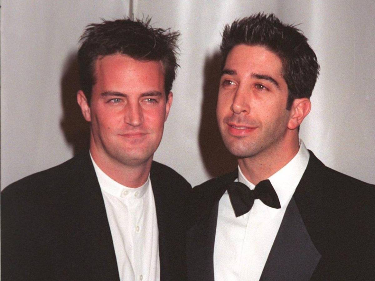 Madre de Matthew Perry asegura que su hijo pagó el precio de confiar en su asistente
