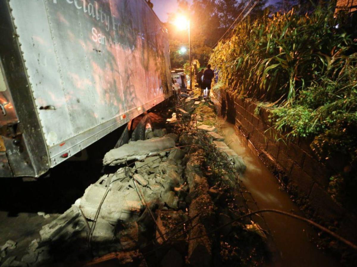 Colapsa muro perimetral del INFOP en La Pradera por intensas lluvias en Tegucigalpa