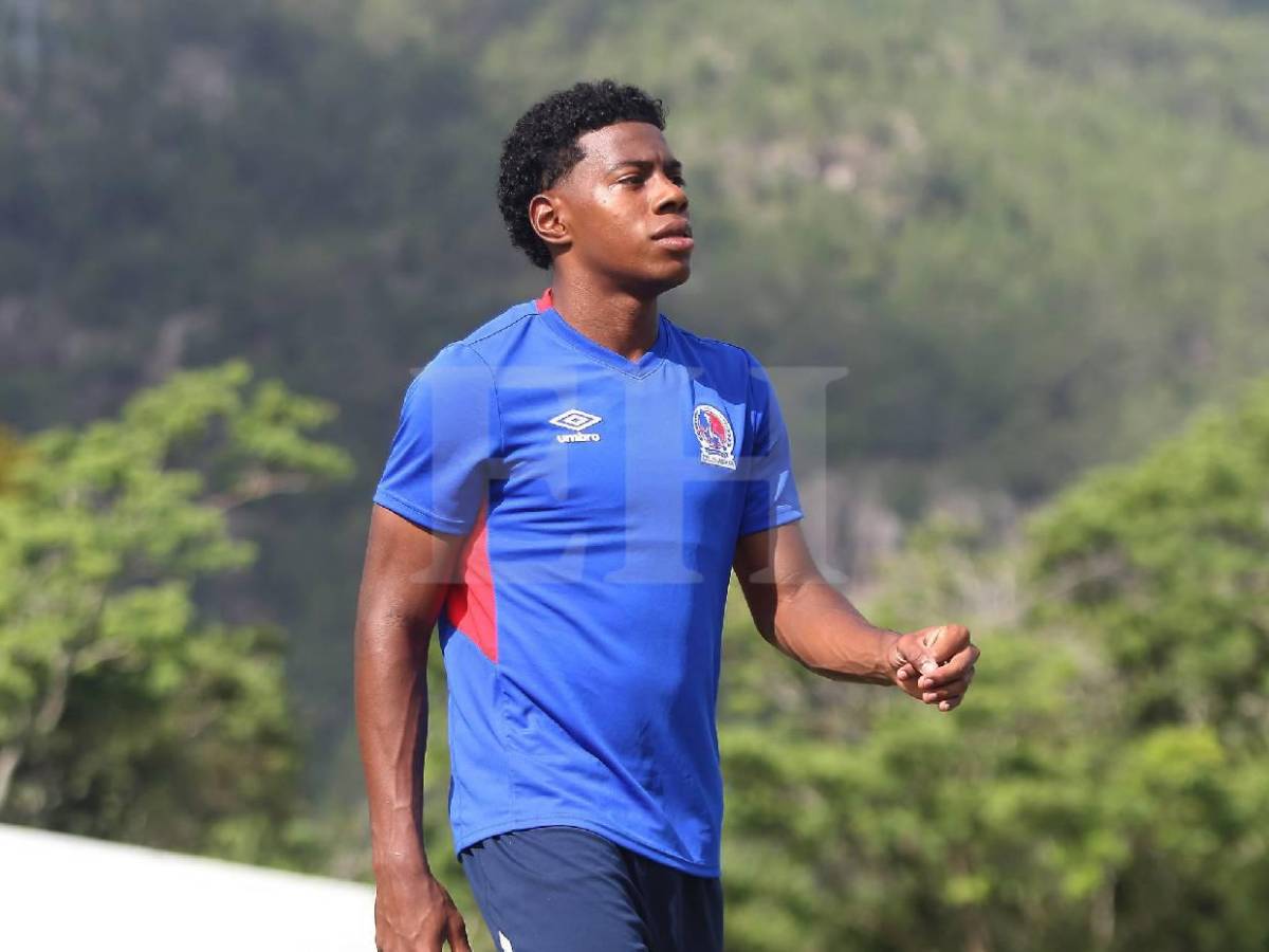 Decisión de Julián Martínez sorprende y otro jugador saldría: Así entrenó Olimpia en el CAR