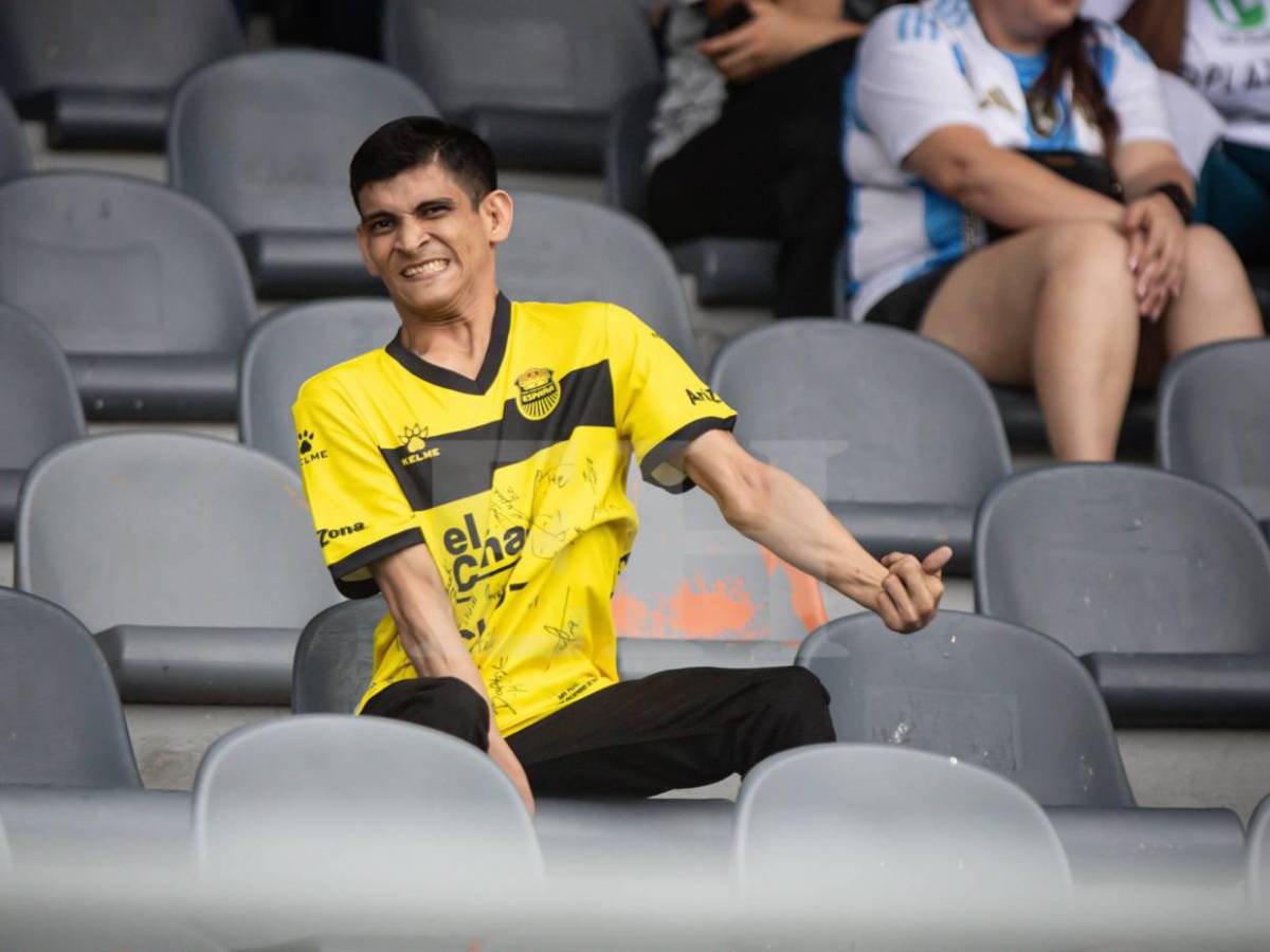 El Morazán se vistió de gala: Así se vive el ambientazo en regreso de Platense a Liga Nacional