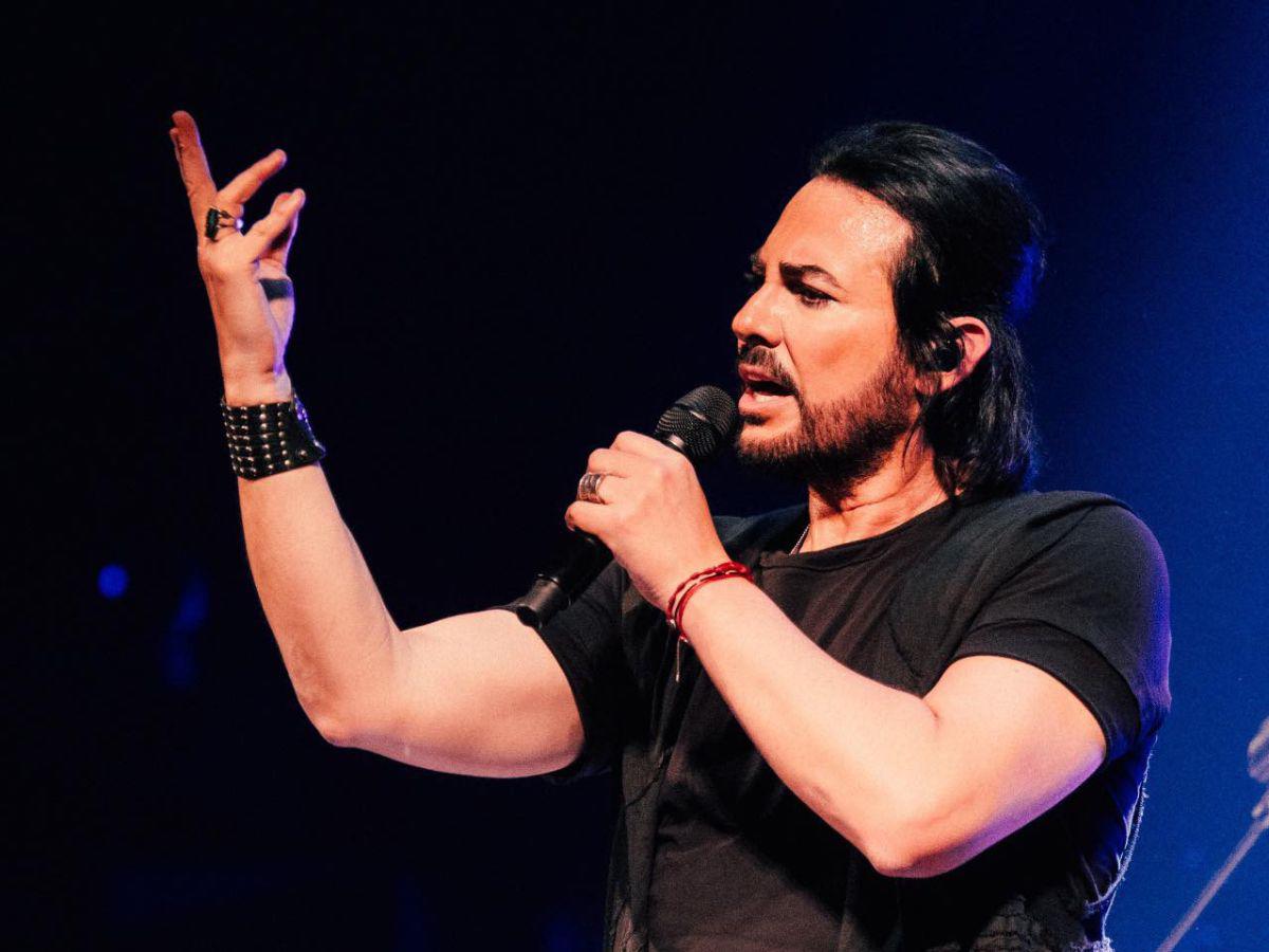 Los datos curiosos que no conocías de Beto Cuevas, ícono del rock latino