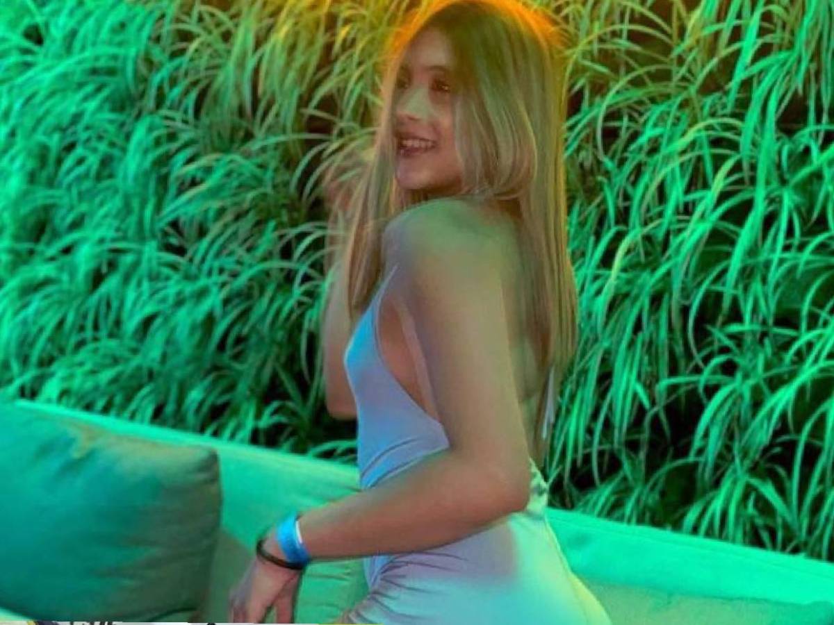 Hija de exfutbolista del Motagua causa revuelo con atrevidas fotos en redes sociales