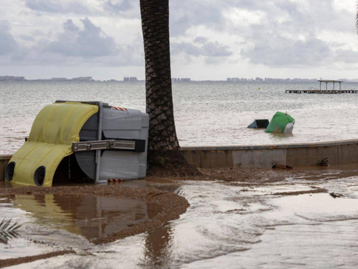 La DANA Alice causa inundaciones que dejan atrapadas a personas en vehículos y bajos