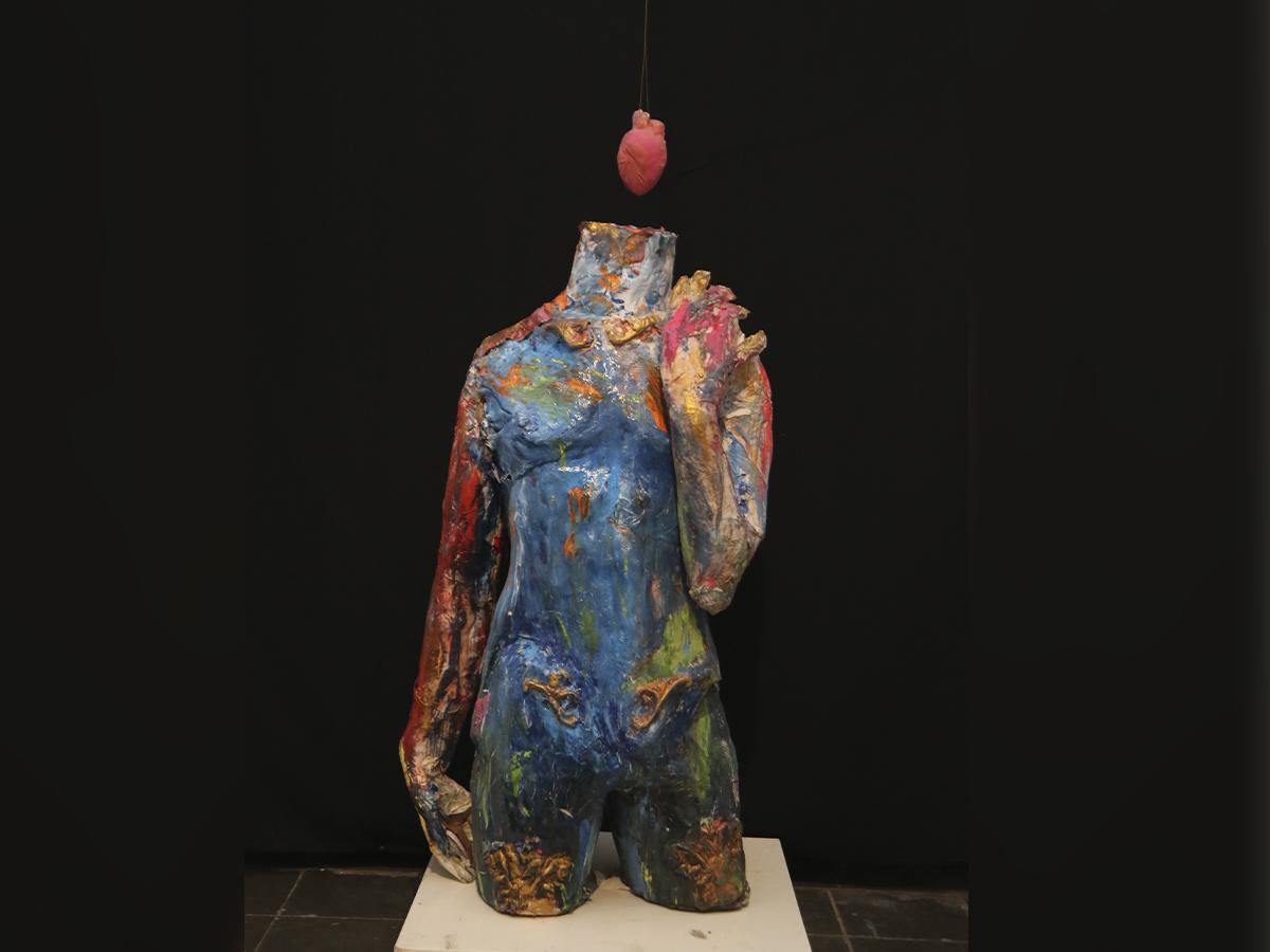 <i>Obras maestras que cuentan historias: Banpais se enorgullece de patrocinar la exposición ‘Los ochenta y cinco’ del IHCI, donde cada pintura y escultura es un testimonio del talento artístico que enriquece nuestra cultura.</i>