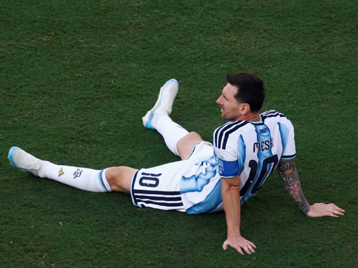 Messi hace impactante anuncio tras muerte de su padre: sufre la selección de Argentina