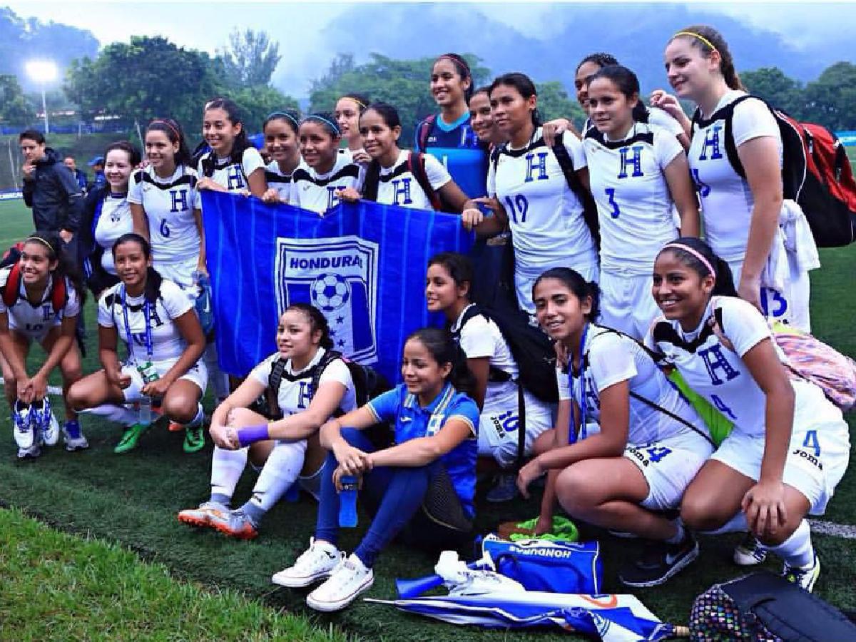 Madelinne Nieto durante el proceso de la Selección Sub-20 de Honduras.