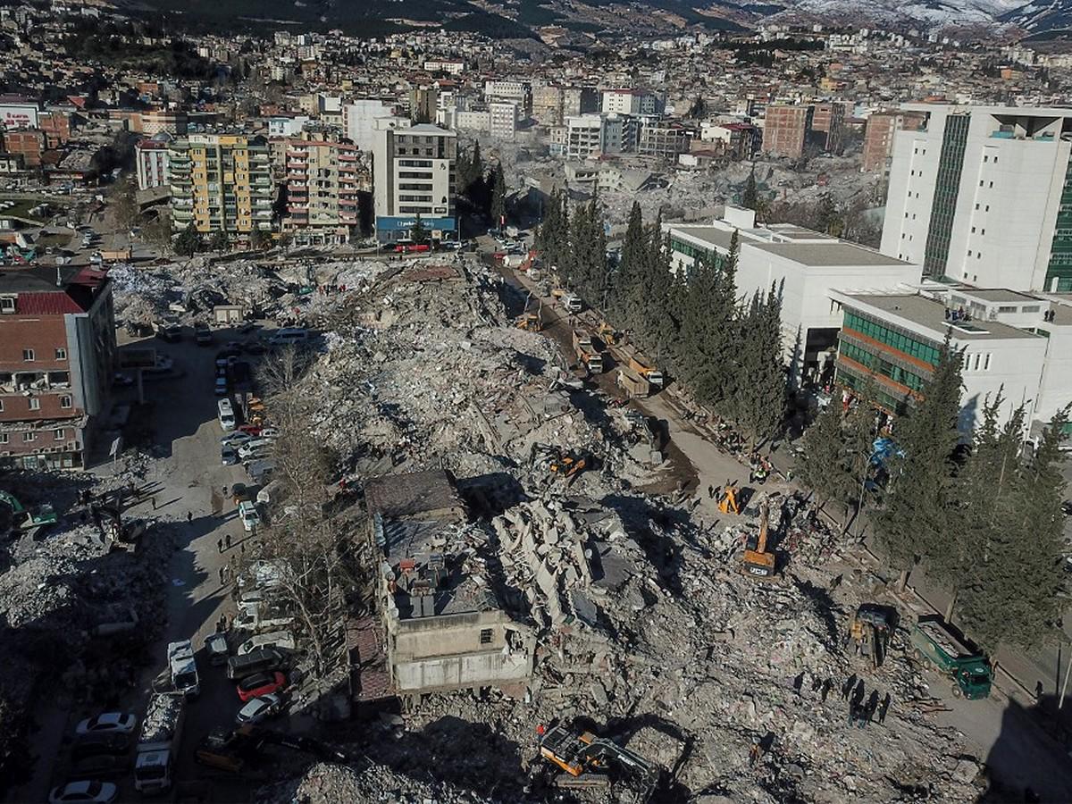 35,000 muertos suma el sismo que golpeó hace una semana Turquía y Siria