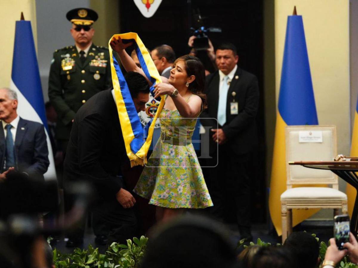 Lo que no se vio de la juramentación de Juan Diego Zelaya y los nuevos regidores de la capital