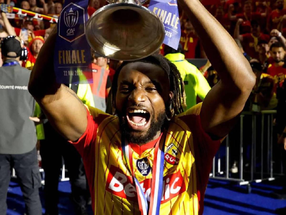 Real Madrid suma nuevos fichajes, PSG presiona y respuesta de Julián Álvarez a Barcelona
